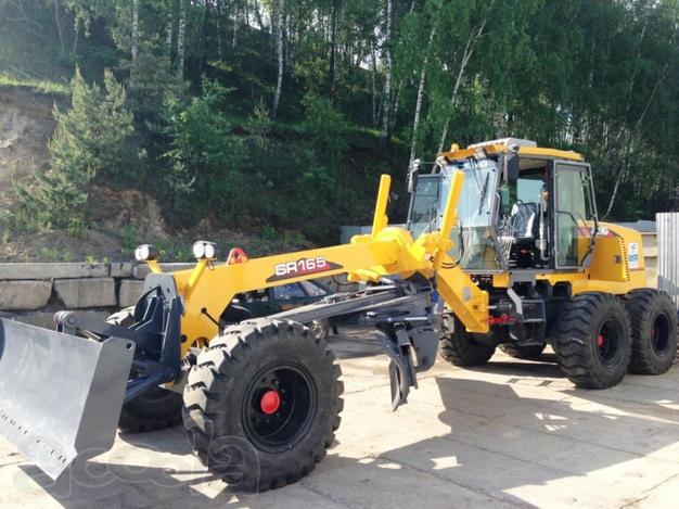 Автогрейдер XCMG GR165