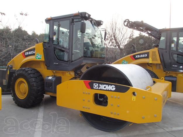 Дорожный каток XCMG XS223J