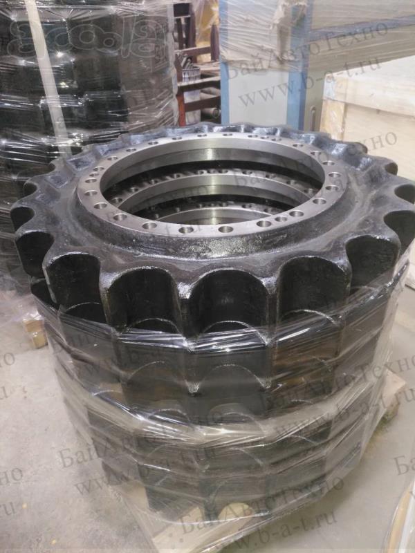 Запчасти на Komatsu гусеницы, цепи, катки.